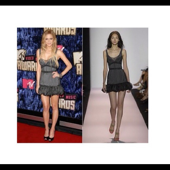 *** SOLD ***BCBG Runway dress! Size 6. Beautiful!