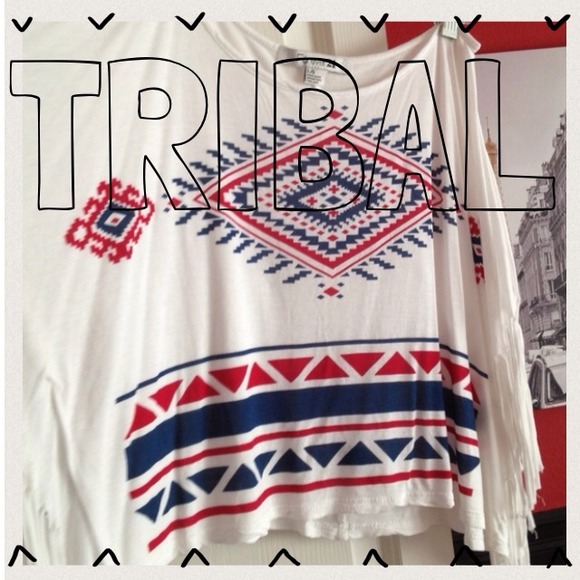 ❌SOLD❌Aztec design shirt with side fringe