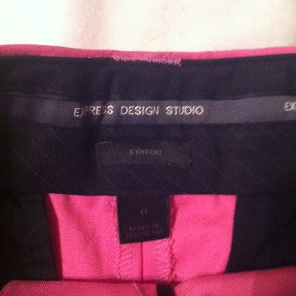 Pink Express Capri pants - Picture 2 of 3
