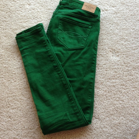 📌Sold📌Abercrombie &Fitch green denim,size 25