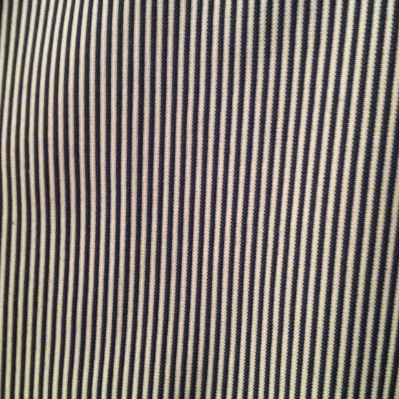 Express Editor gray and white striped Capri pants - Picture 2 of 3