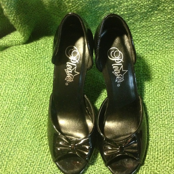 👠Black Pleaser high heels👠