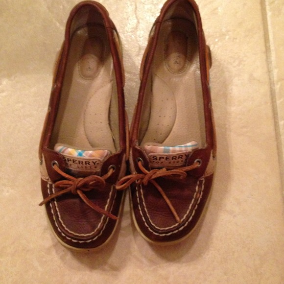 Sperry loafer