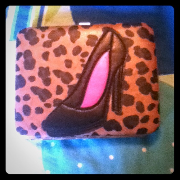 Shoe Wallet