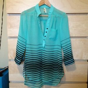 NWOT stunning sheer top!