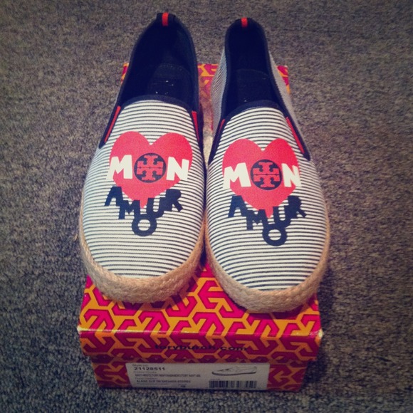🗼⛵🇫🇷 "Mon Amour" Tory Burch Alaine Slip Ons