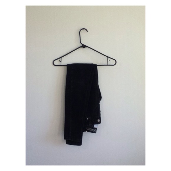 ⚡ SALE - Black corduroys