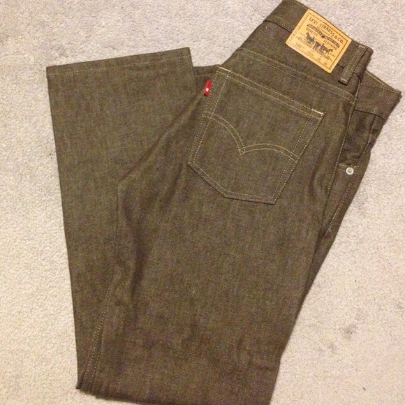 **Sold**Boys size 16R Levi's Jeans