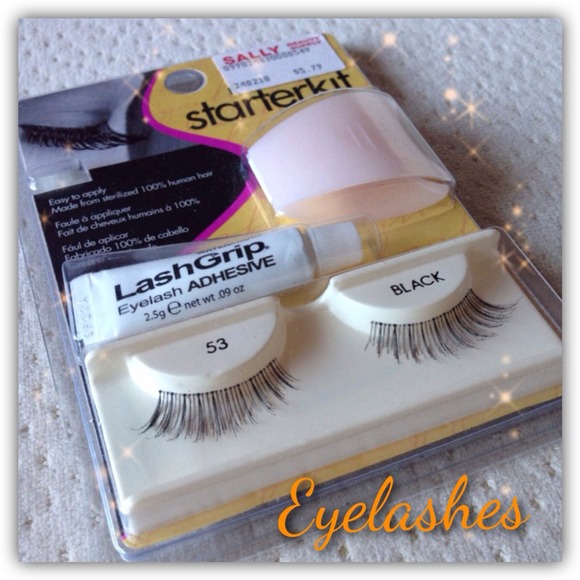 False eyelashes