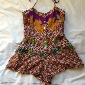 ⛔SOLD IN BUNDLE⛔ Fun halter romper