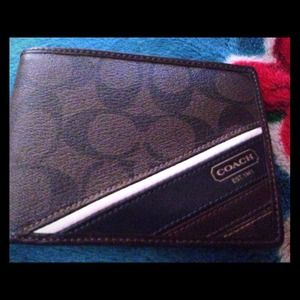 Coach men's wallet Authentic 💯