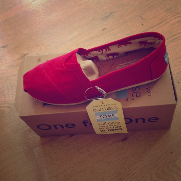 Red toms