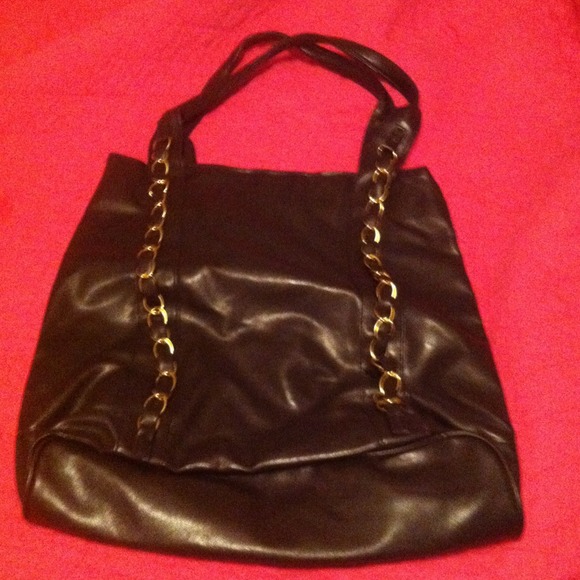 🚨Sold🚨Chocolate brown bag with gold detail