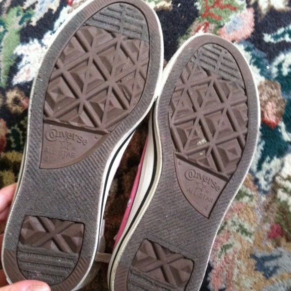 X SOLD X Hotpink Chuck Taylor All StarCONVERSE! - Picture 4 of 4