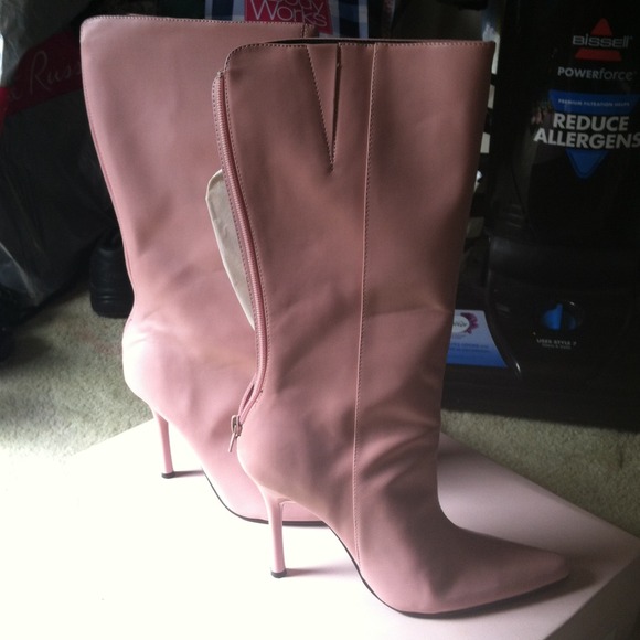 NEVER WORN BELOW KNEE CUTE PINK BOOTS!!! - Picture 4 of 4