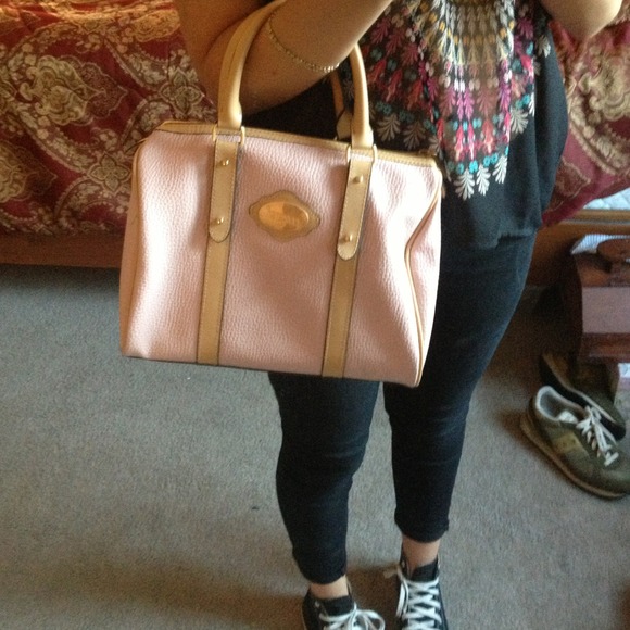 Victoria Secret Pastel Pink leather handbag - Picture 2 of 4