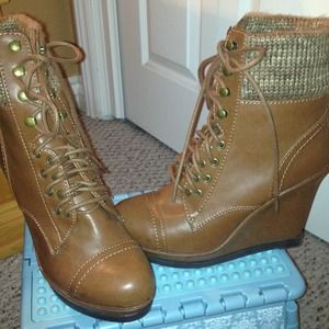 Brown booties !