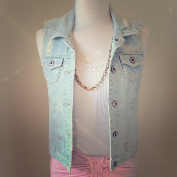 Abercrombie & Fitch Other - Abercrombie Kids Faded Denim Vest