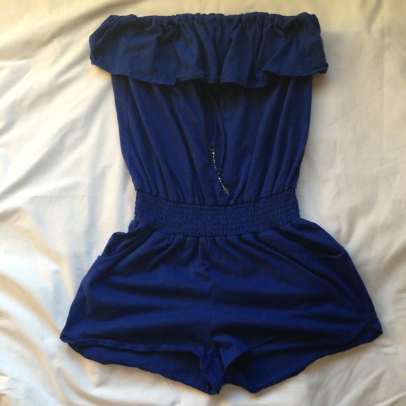 ⛔SOLD IN BUNDLE⛔ Blue romper