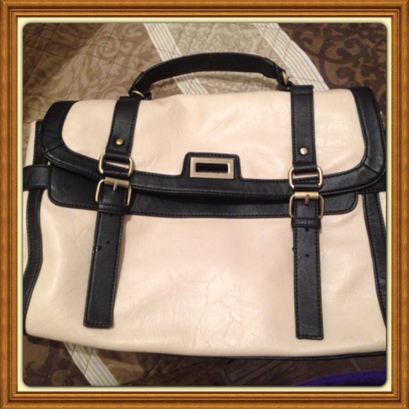 RESERVED for @roxiero Two toned ALDO handbag.