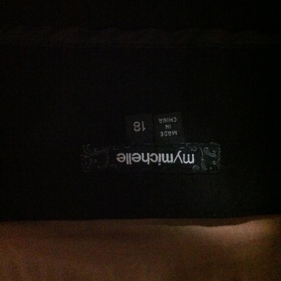 Strech - Picture 3 of 3