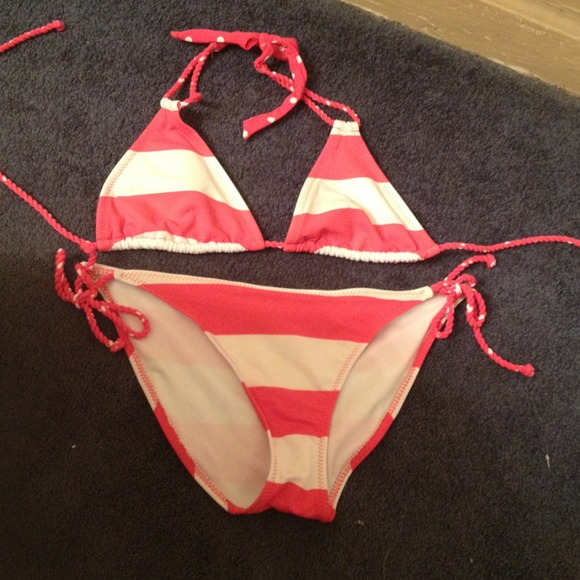 Bathing suit - Picture 4 of 4