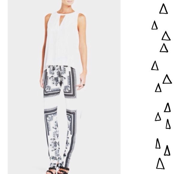 BCBGMaxAzria Silk Halter Top - Picture 3 of 4