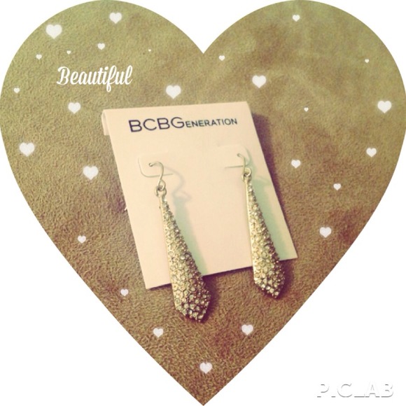 BCBG Accessories - 🎀REDUCED🎀BCBGeneration Earrings