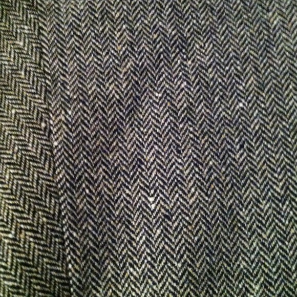 Herringbone skirt- sold on vinted - Picture 4 of 4