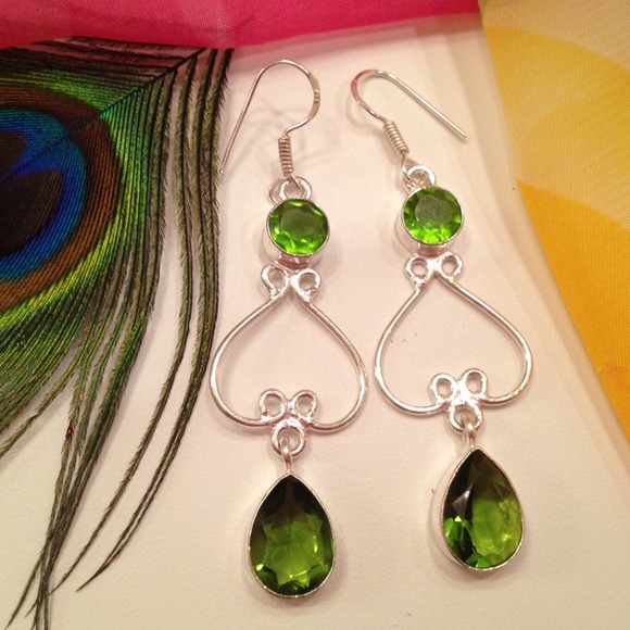 Silver Green faux Peridot Dangle Earrings