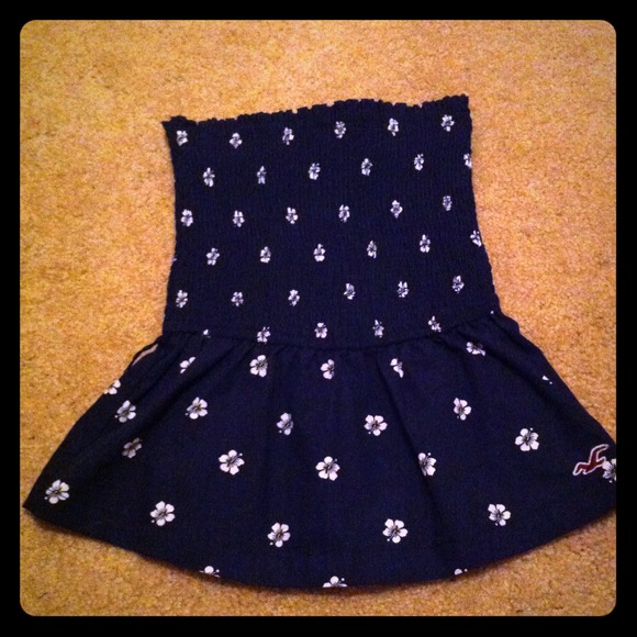 REDUCED💗💗!! Hollister strapless top!:)