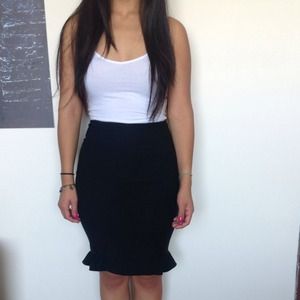 Bebe black pencil skirt (mermaid style!) NWOT