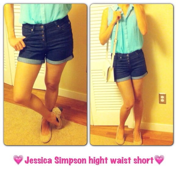 Jessica Simpson vintage highwaisted short size 25