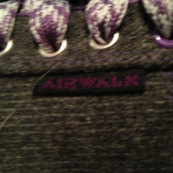 Shoes - Picture 2 of 3