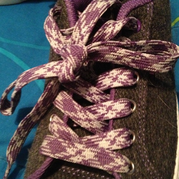 Shoes - Picture 3 of 3