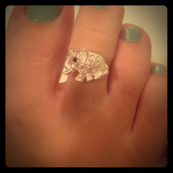 🚫🚫🚫 SOLD 🚫🚫🚫Elephant toe ring