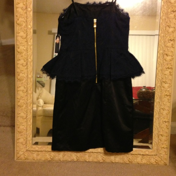 SOLD IN BuNDLE with star dress!blue lacedress - Picture 3 of 4