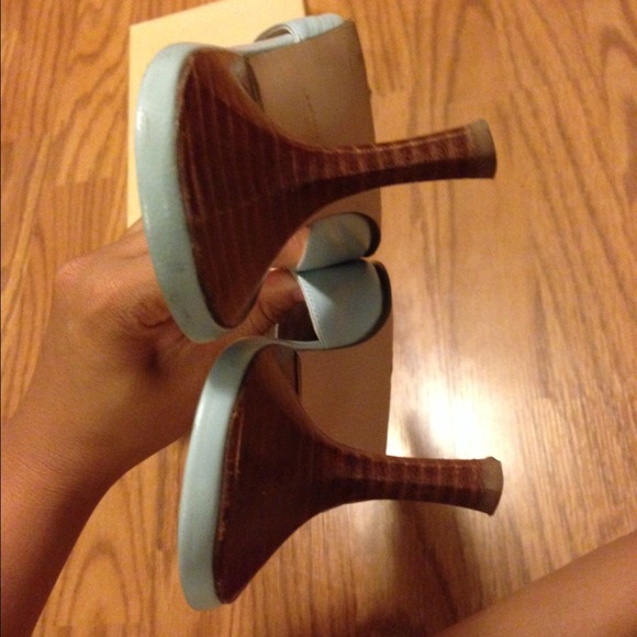 Blue Mules - Picture 4 of 4
