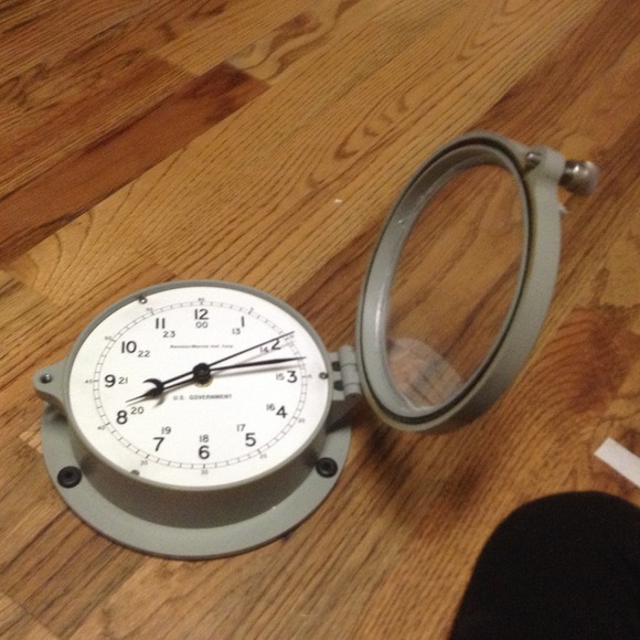 Actual clock from the uss enterprise control room - Picture 2 of 2