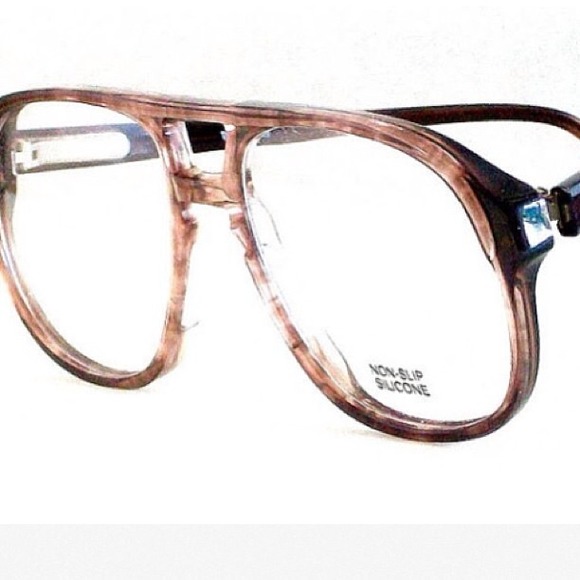 Vintage style big frames