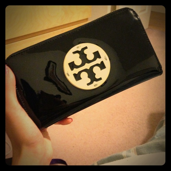❗Reduced❗Authentic Tory Burch wallet