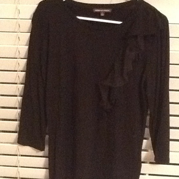Cute black top with ruffle