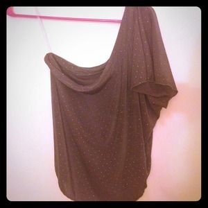 ✨One shoulder tops with studs✨