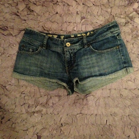 Billabong shorts