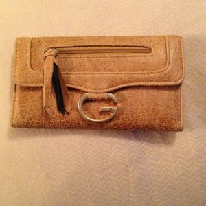 Guess Wallet