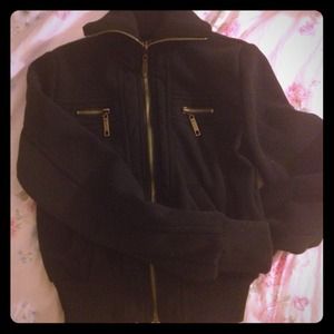 ❤Zip up black jacket❤