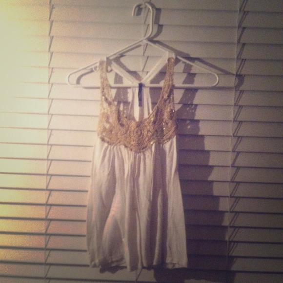 ✂PRICE CUT✂Charlotte Russe sequin crochet tank