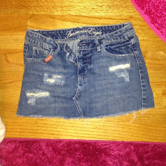 American eagle denim skirt!