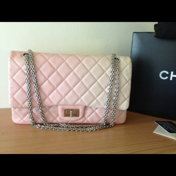 💯Auth Chanel limited edition gradient reissue 227 - Picture 2 of 4