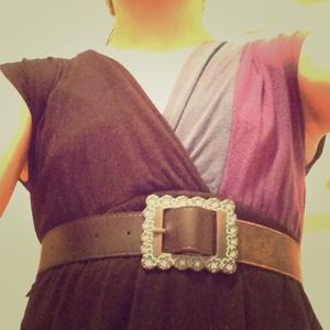 Color blocked stretch top